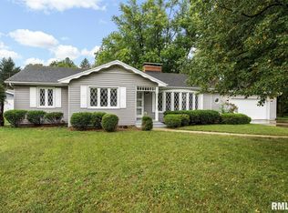 3106 E Cedar Hills Dr, Chillicothe, IL 61523