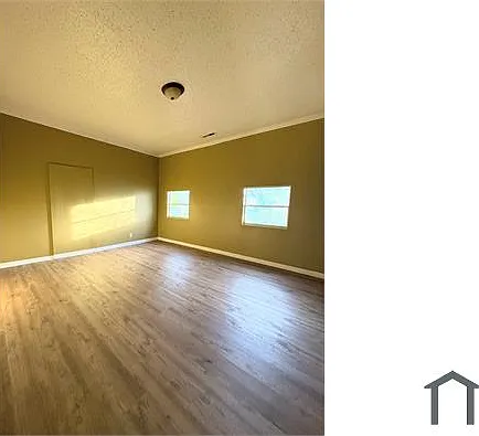 2123 Arlington Ave — Photo 5