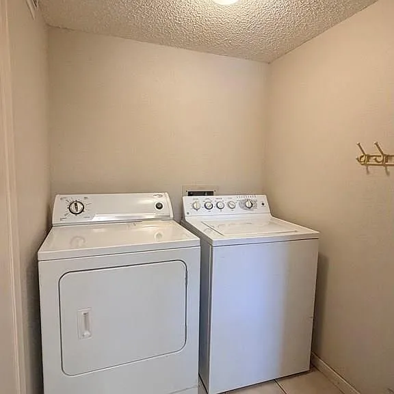 4601 Carmen Ave #1603 — Photo 19