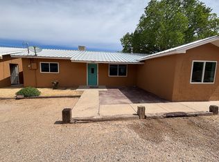 124 Bell Ln, Bernalillo, NM 87004