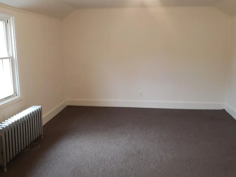 12x10 bedroom