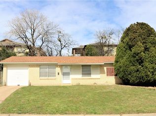 5724 Manhattan Dr, Fort Worth, TX 76107