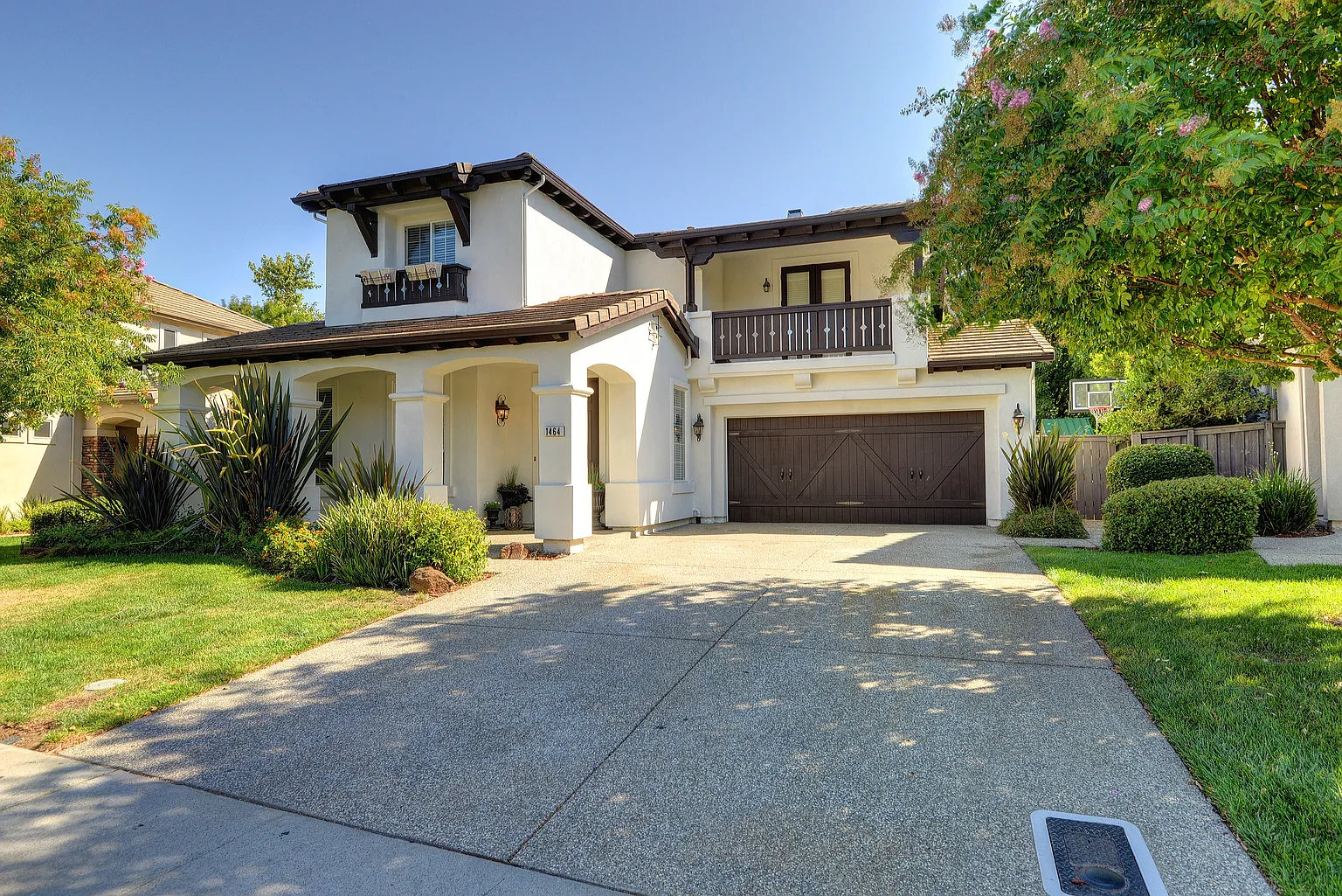 1464 Freswick Dr photo 1