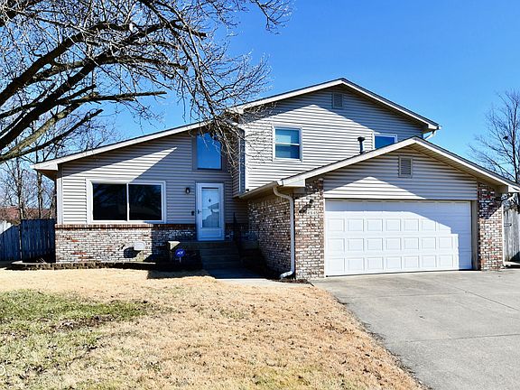 2nd image of 4945 Royal Orbit Ct