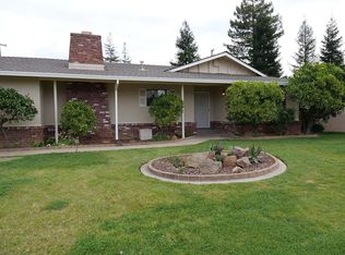 9425 2nd Ave, Elk Grove, CA 95624