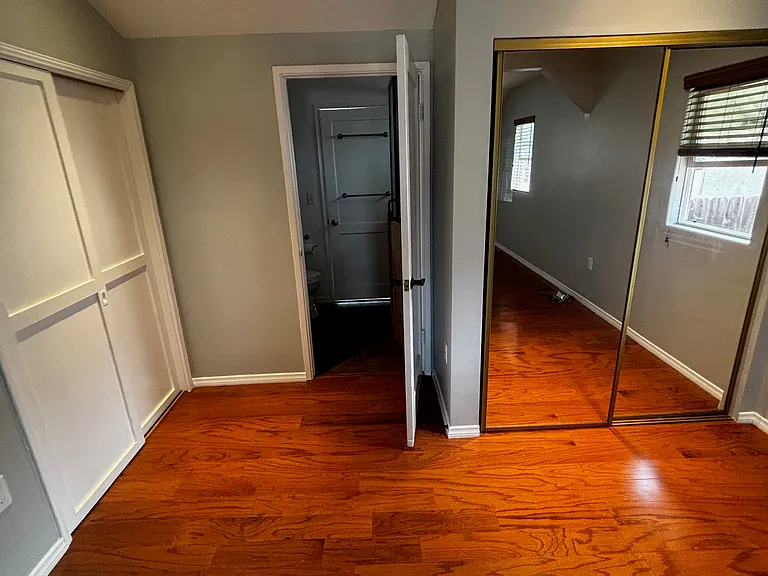 577 Edward St — Photo 10