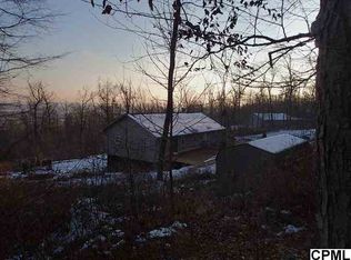 350 Farmall Rd, Grantville, PA 17028