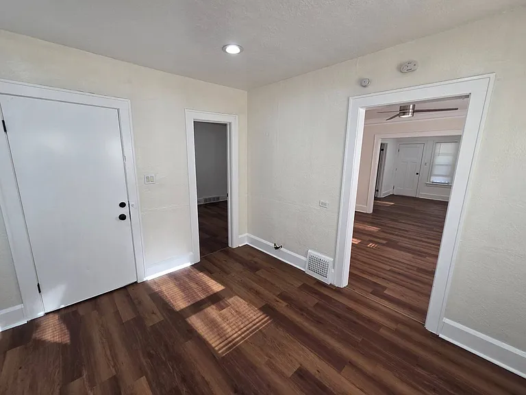 12417 Soika Ave — Photo 6