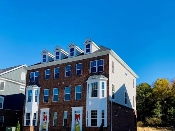 264 Buckeye Cir, La Plata, MD 20646