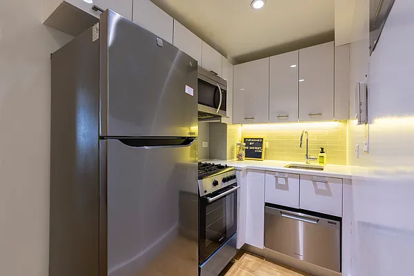 Rented by MNS | media 22