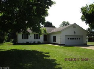 6892 State Route 45, Bristolville, OH 44402