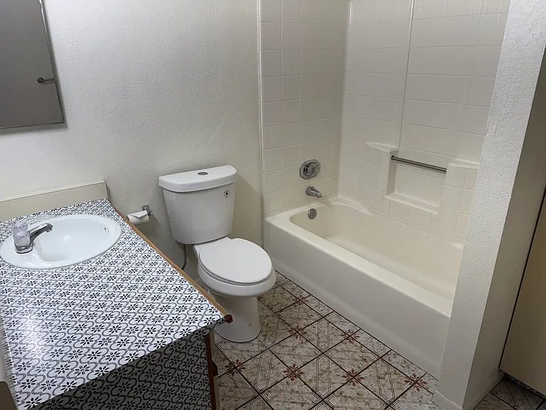 66880 Pierson Blvd #7 — Photo 7