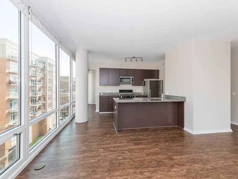 24 S Morgan Apartments — Photo 23