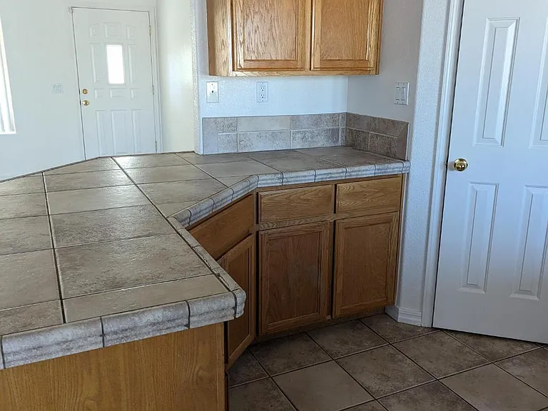 2565 Havasupai Blvd — Photo 7