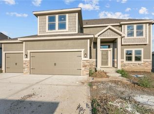 11034 N Corrington Ave, Kansas City, MO 64156