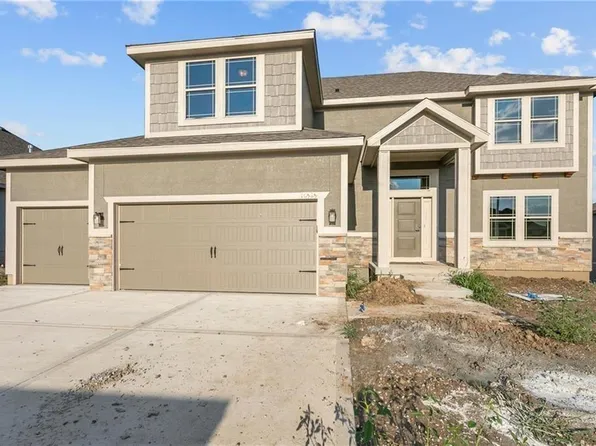 11034 N Corrington Ave, Kansas City, MO 64156