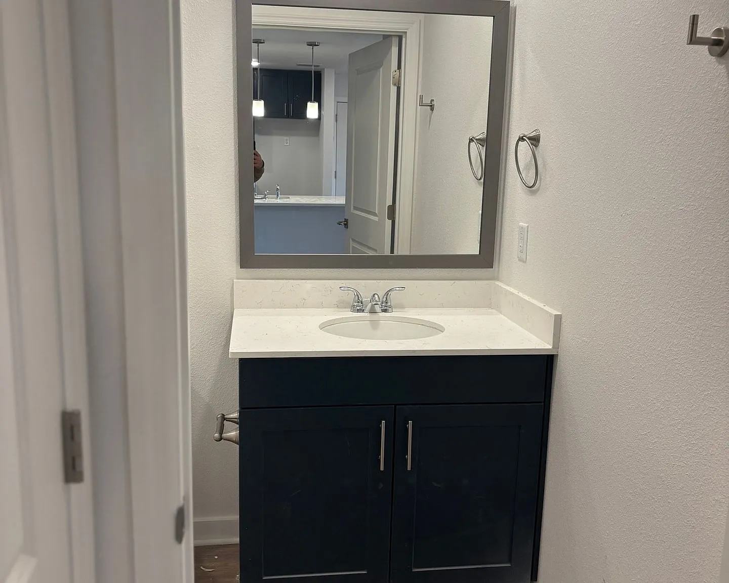 Leasing New 1, 2, and 3 Bedroom Apartments at Canyon Creek Tour & Apply Today! — Photo 4