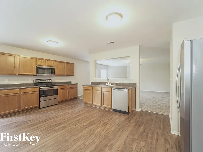 4031 Larkhaven Village Dr — Photo 6
