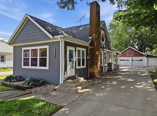 210 N Main St, Coleta, IL 61081