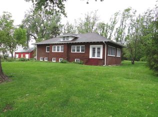 2355 Shady Oaks Rd, West Brooklyn, IL 61378