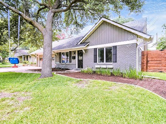 3rd image of 2020 Northridge Dr
