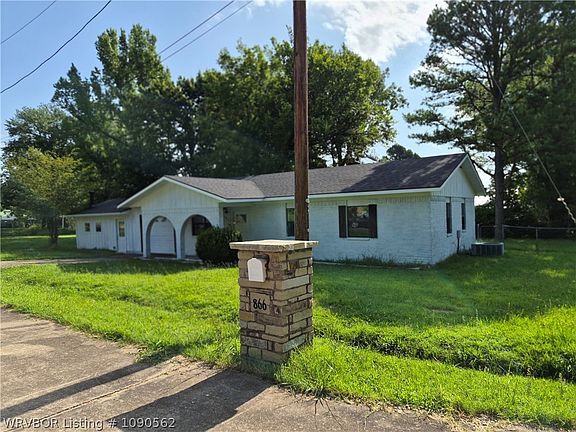2nd image of 866 Ladonya St