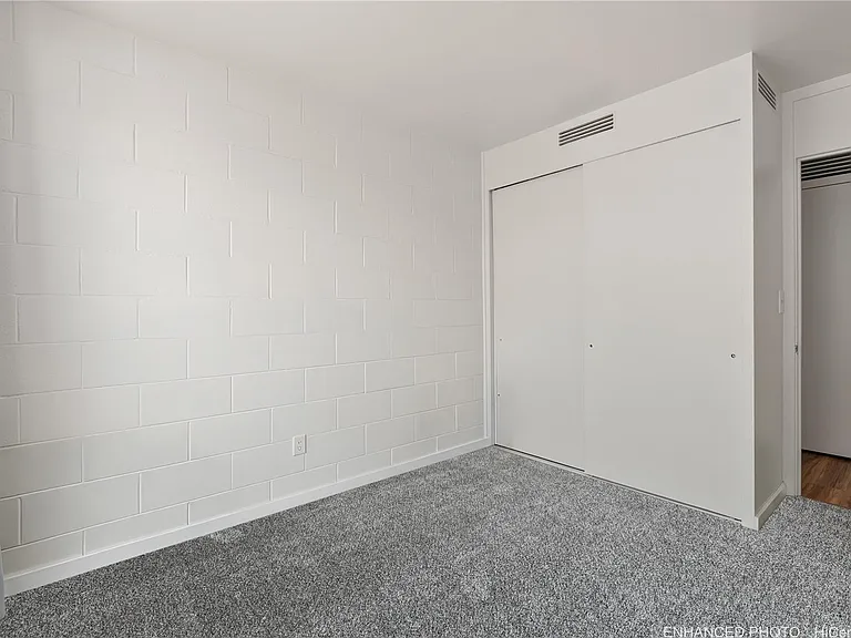 445 Kaiolu St #212 — Photo 7