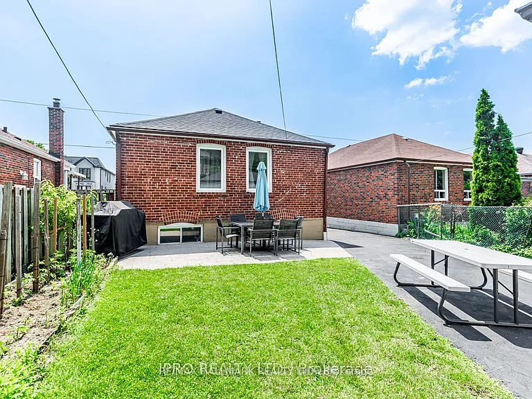 46 Tiago Ave — Photo 21