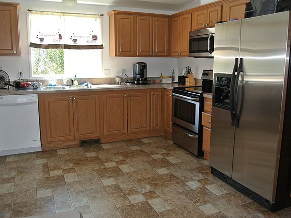 3rd image of 1284 N 19th St Unit 98