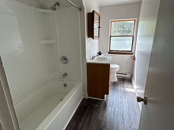 5th image of 1265 W Genesee St #301