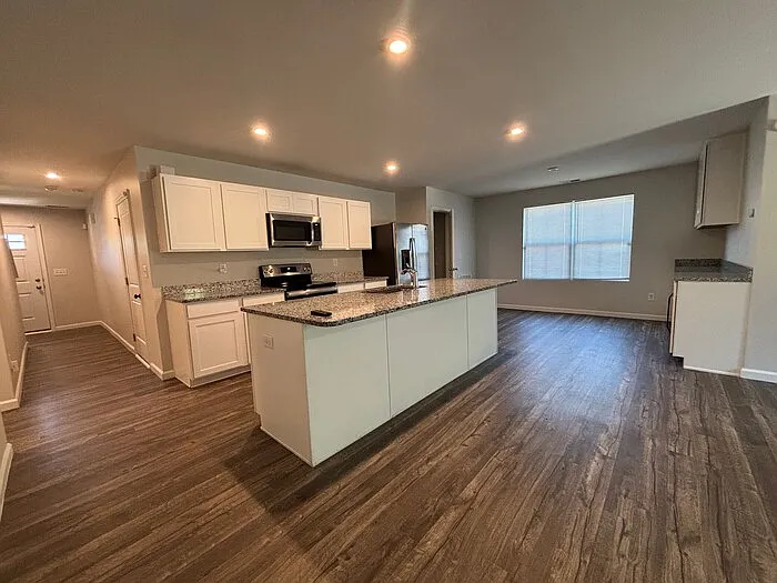 4320 Bowline Dr — Photo 7
