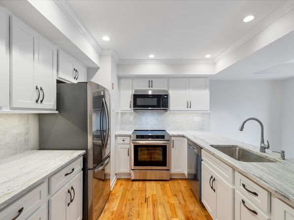 45 Hillside Ave APT 4