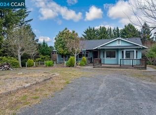 5900 Guerneville Rd, Sebastopol, CA 95472