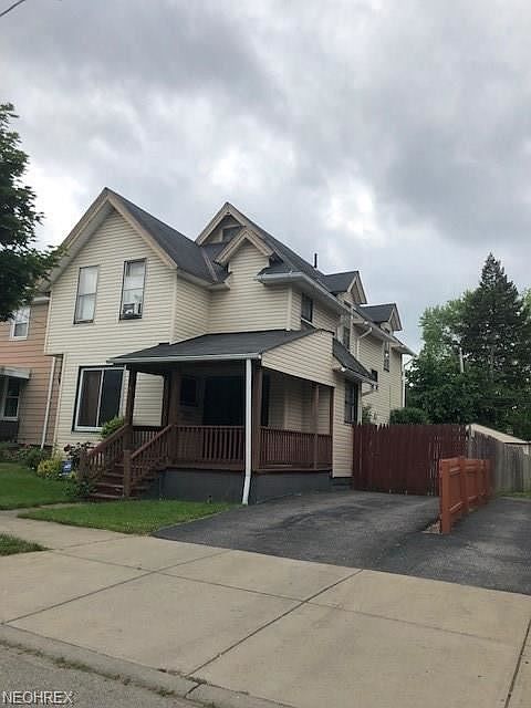 1st image of 2064 W 93rd St