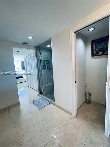 11113 Biscayne Blvd #553 — Photo 19