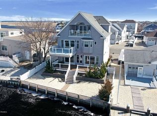 924 Meadow Lark Dr, Lanoka Harbor, NJ 08734