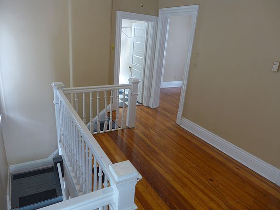 4th image of 1938 Deerwood Ave