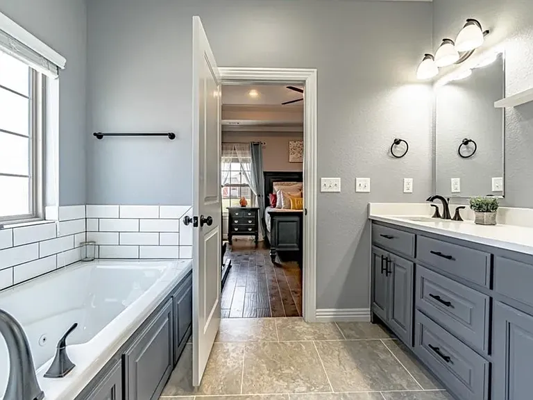 Master Bath