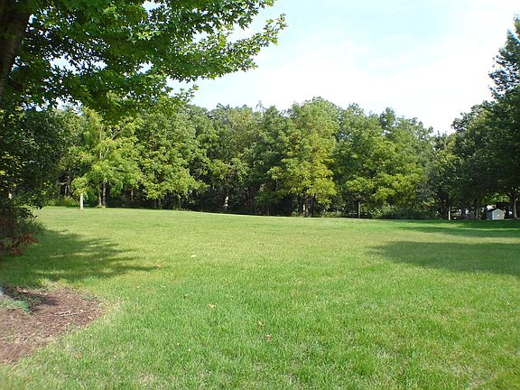 3rd image of Constance Ln Lot 3