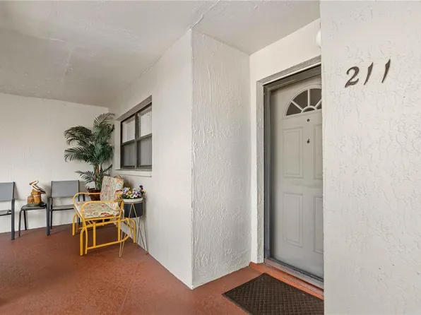 7623 RADCLIFFE CIRCLE #211A, PORT RICHEY, FL 34668