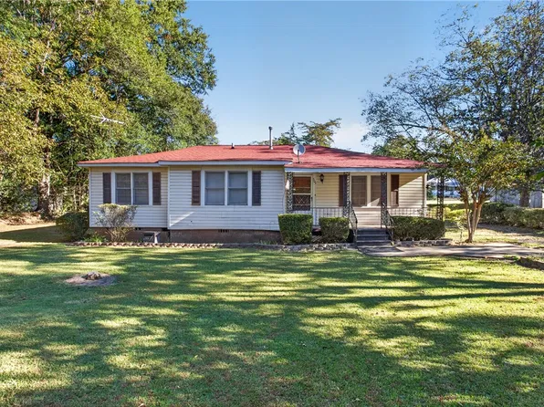 509 S Hampton St, Westminster, SC 29693