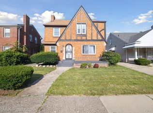 16735 Vaughan St, Detroit, MI 48219