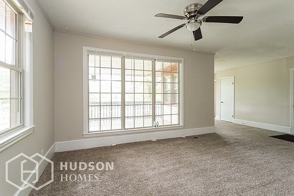 Hudson Homes Management - Living Room
