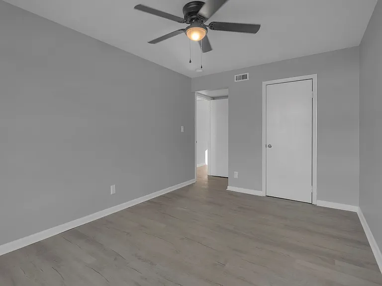 3700 Chateau Ln — Photo 15