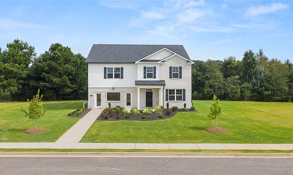 1st image of 809 Pelham Way