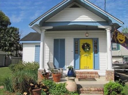 2nd image of 324 Nursery Ave