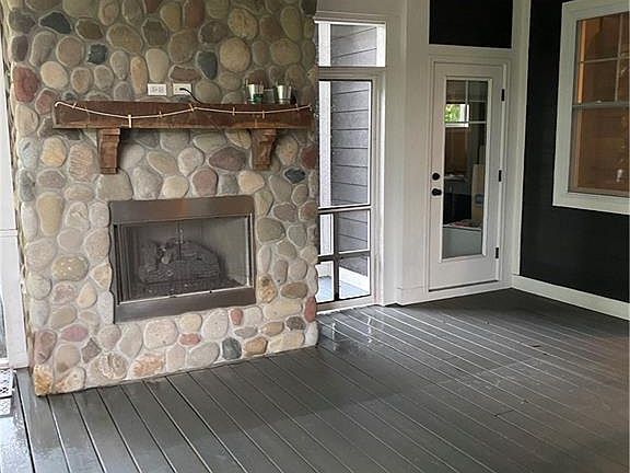 3rd image of 2728 Caden Ct