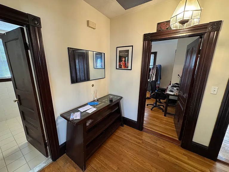 211 Holland St #2R — Photo 32