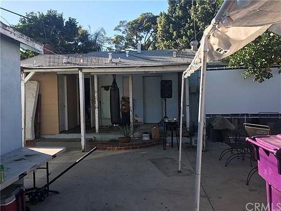 4th image of 2724 Caspian Ave