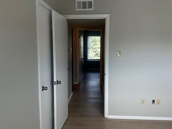3rd image of 18210 Heritage Ln #8210
